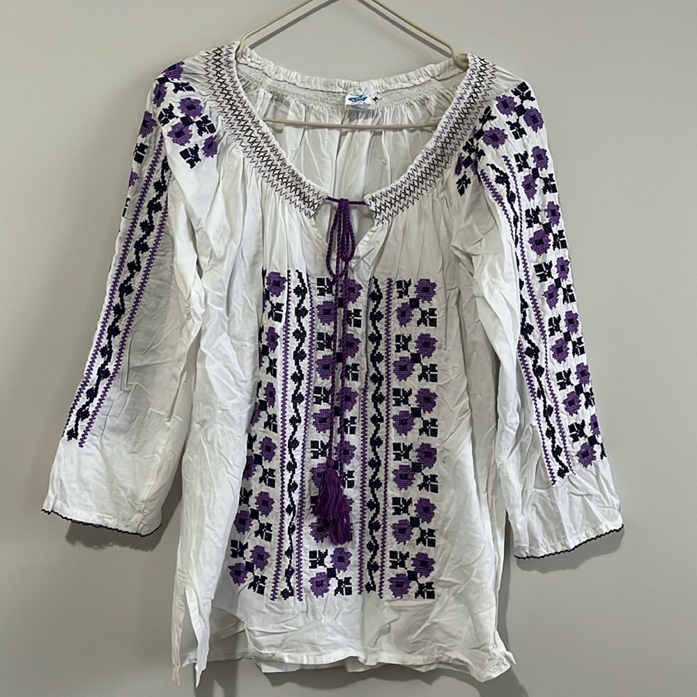 Embroidered shirt